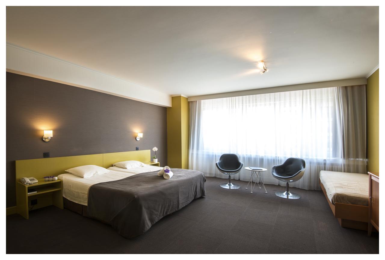 Hotel Ter Streep Остенде Экстерьер фото