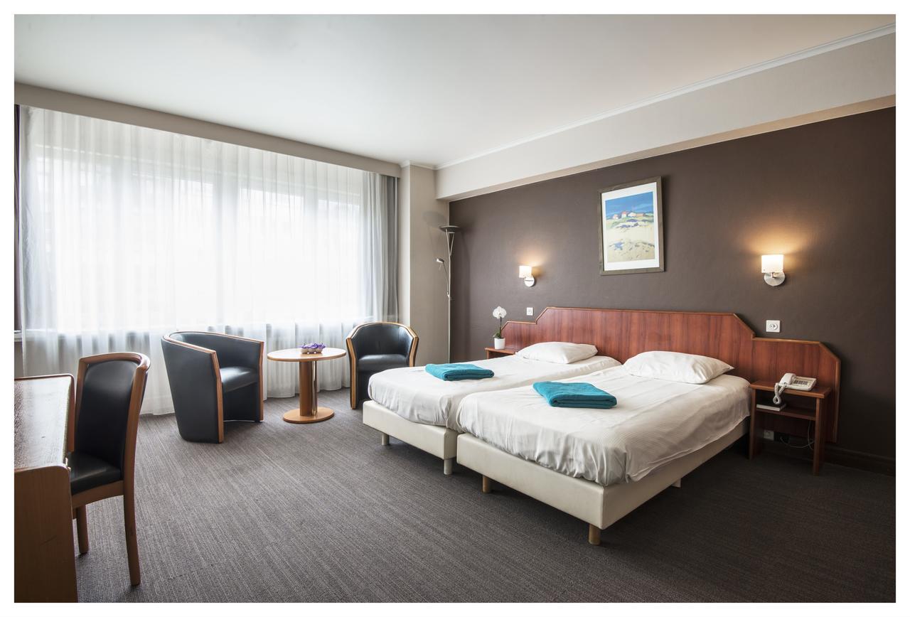 Hotel Ter Streep Остенде Экстерьер фото